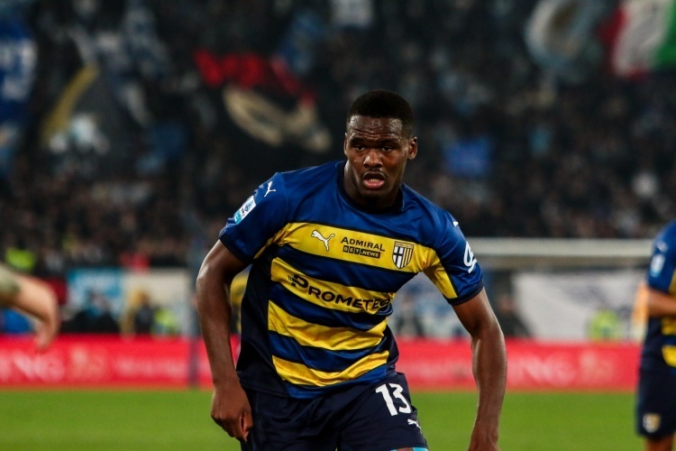 圳男篮的进 圳男篮的进