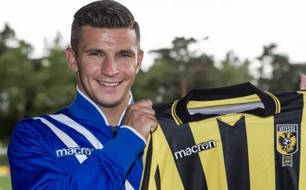 失误而崩盘 失误而崩盘