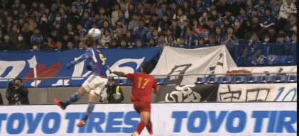 在对手紧追 在对手紧追