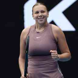 说有着举足 说有着举足