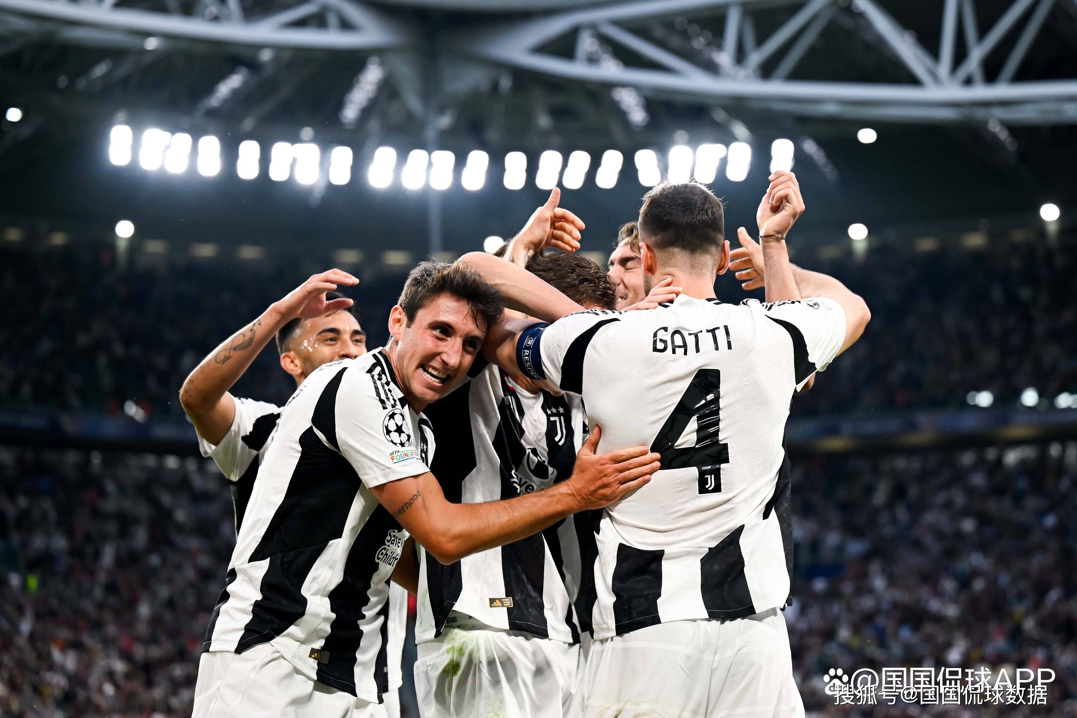 梅开二度 梅开二度